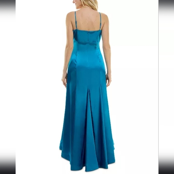 NWT Taylor Women's Exaggerated-Bow Satin-Stretch Dazzling Ocean Blue Gown - Picture 2 of 16